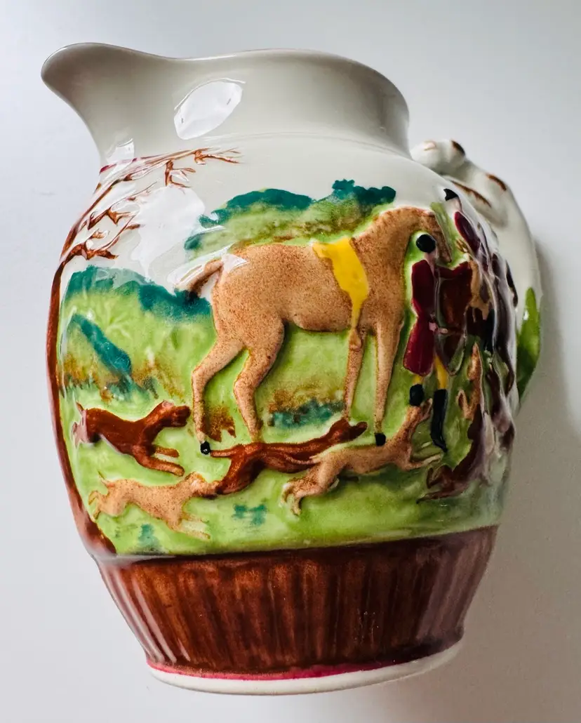 Beautiful Hunting Scene Pitcher - Vintage Wedgwood - Dye Ken John Peel - Barlaston England - 1829