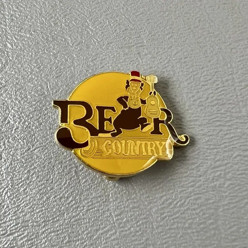 Disney Bear Country Jamboree Lapel Pin 1" ROC Taiwan Gold Tone