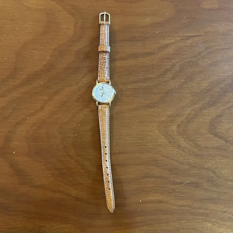 Mickey Mouse Watch - Disney - New Battery - Tan Band - Gold Mickey Vintage