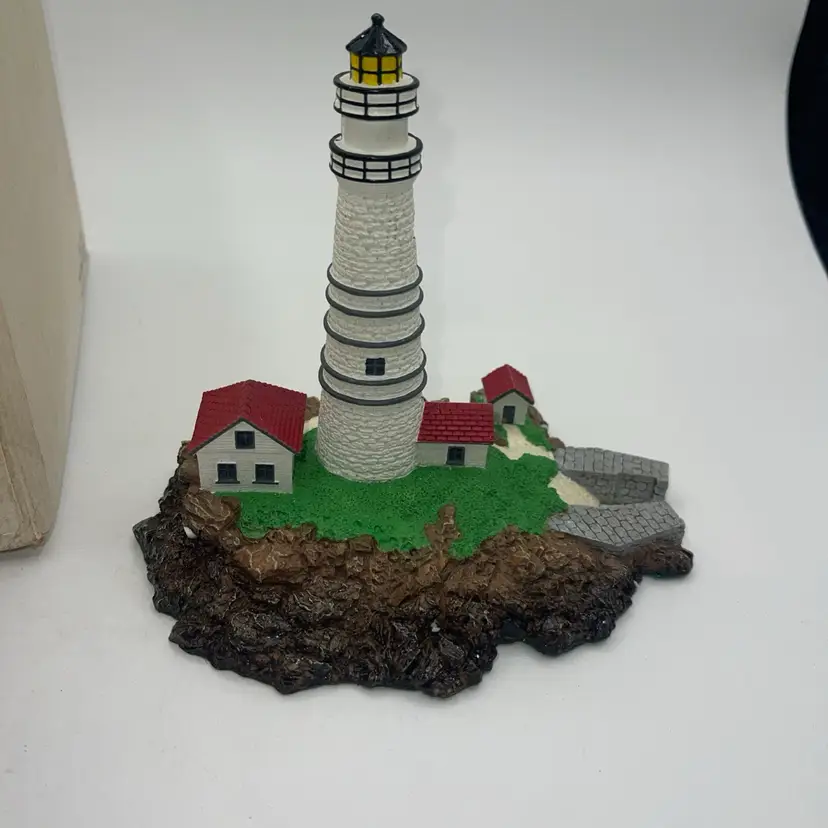 Boston Light Danbury Mint 1992 historic lighthouses of North America 6”