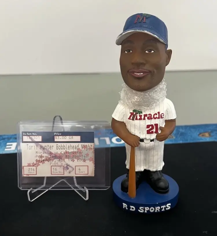TORII HUNTER Bobblehead 2003 Ft. Myers Miracle 7.5" w/ Ticket! Minnesota Twins