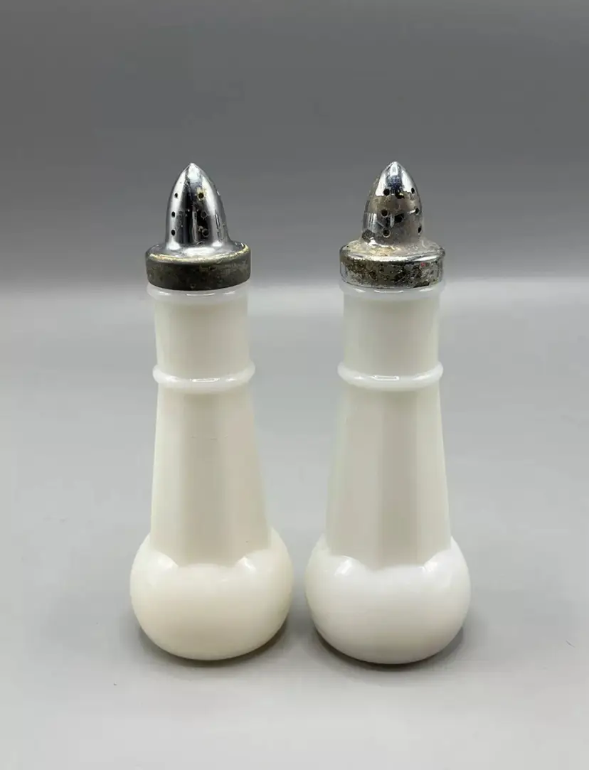 Vintage White Milk Glass Salt & Pepper Shakers Set Of 2 7” Tall