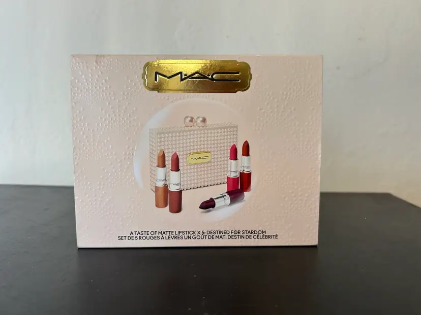 M.A.C A Taste Of Matte Lipstick X5 Destined For Stardom Ltd Ed