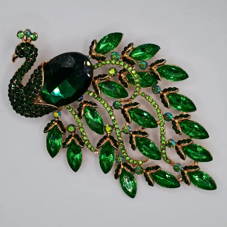 Green Rhinestone Peacock Brooch Pin Gold Tone Sparkly Bird Statement Jewelry (Inv - #05)