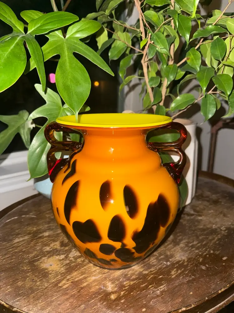 Mickthriftin’s First Appearance Vase
