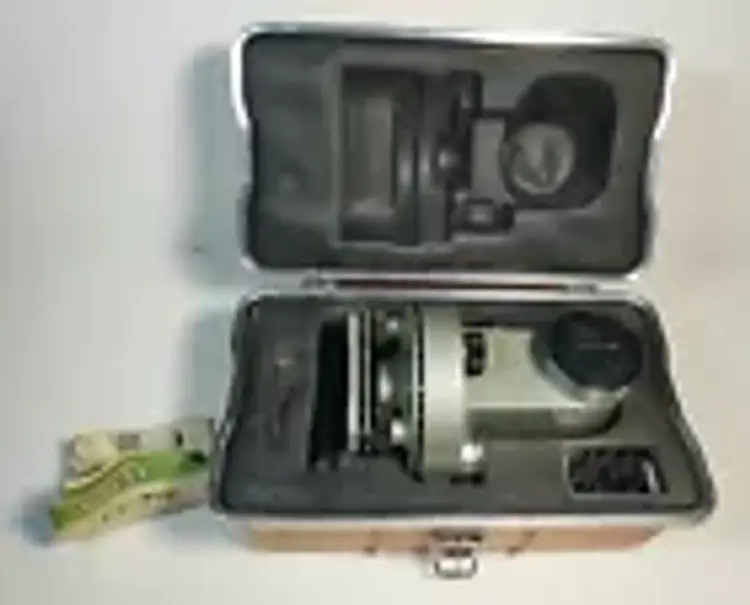 Surveyor Transit Level GEOTEC Japan Auto Level AL-31C Case Untested Parts Only
