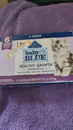 Baby blue healthy growth kitten food