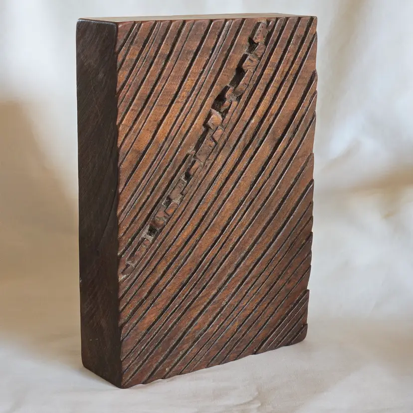 Kathy Haun Wood Sculpture Signed and Partial Business Card "A MOMENT IN TIME"
