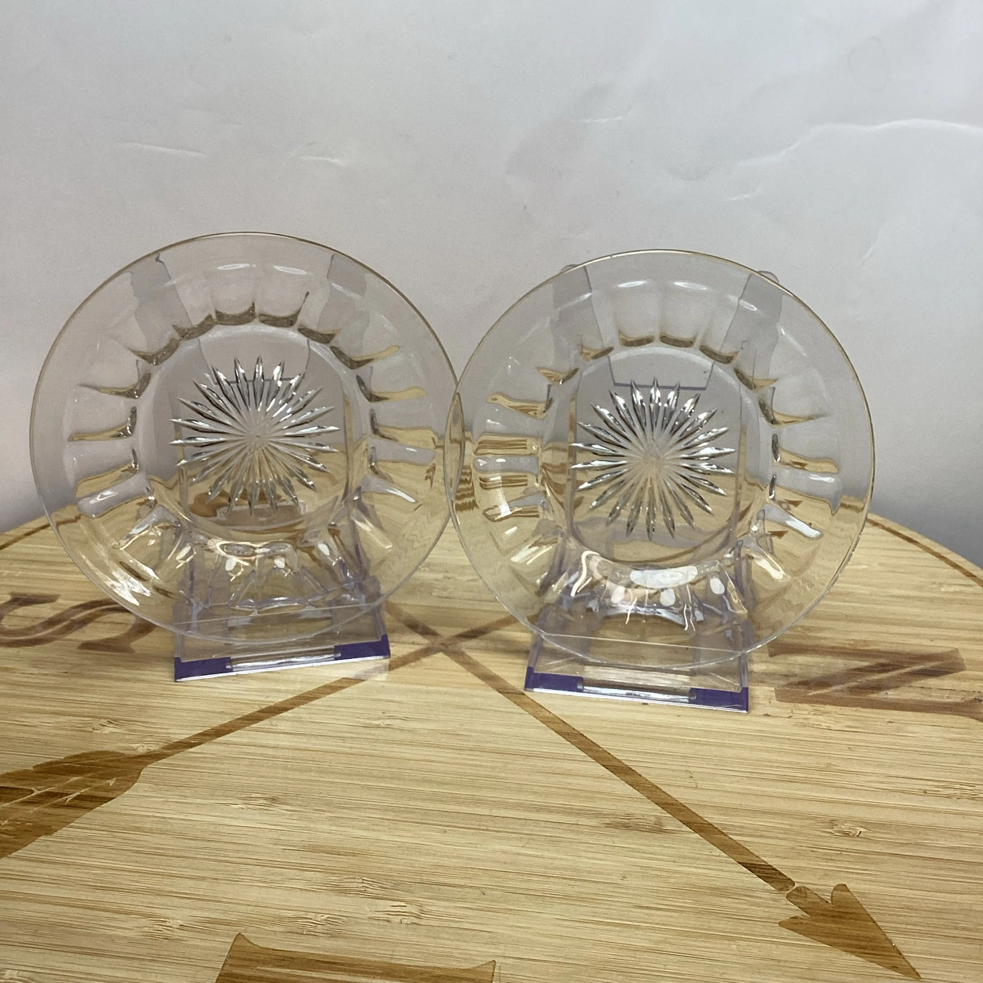 Image 2 of 8
