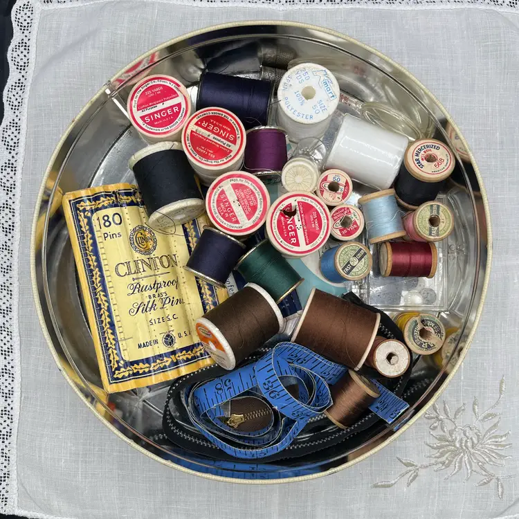 Vintage Sewing Notions In DeLuxe Collectors Fruitcake Tin 10” X 3 1/4”