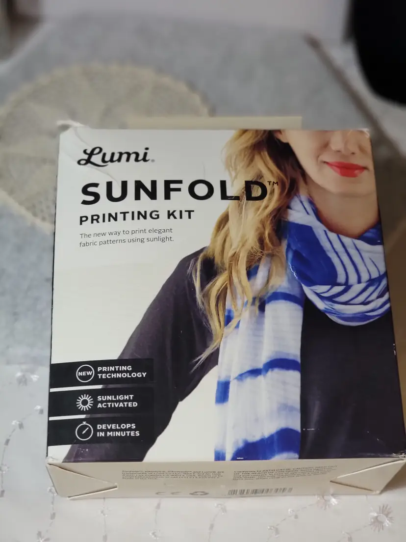 Lumi Sunfold Printing Kit designed for creating fabric patterns