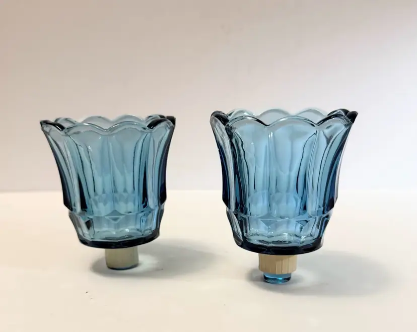 2 VINTAGE HOMCO SMOKEY BLUE TULIP PEG VOTIVE CANDLE HOLDER SCONCE 4”