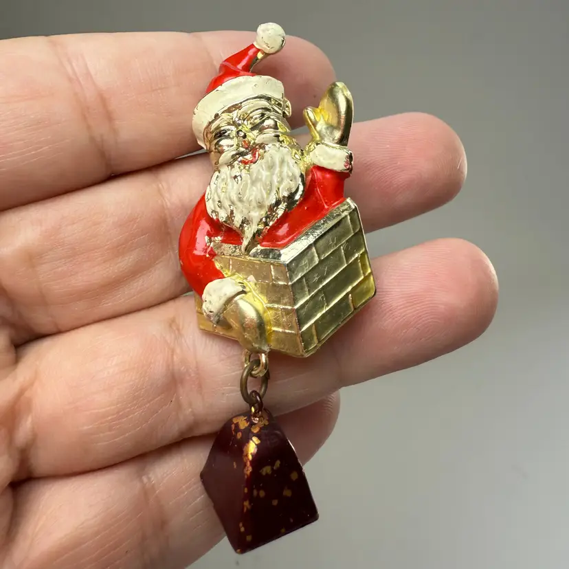 Vintage Christmas Santa Popping Out of Chimney Brooch Pin Bell Rings Gold Tone