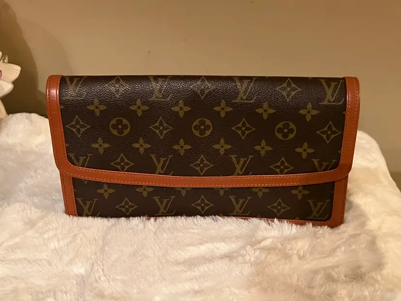 Vintage Louis Vuitton Pochette Dam Monogram GM