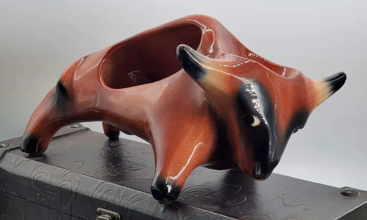 McCoy MCM 1950's Bull Buffalo Western Dresser Caddy Pipe Holder 11"