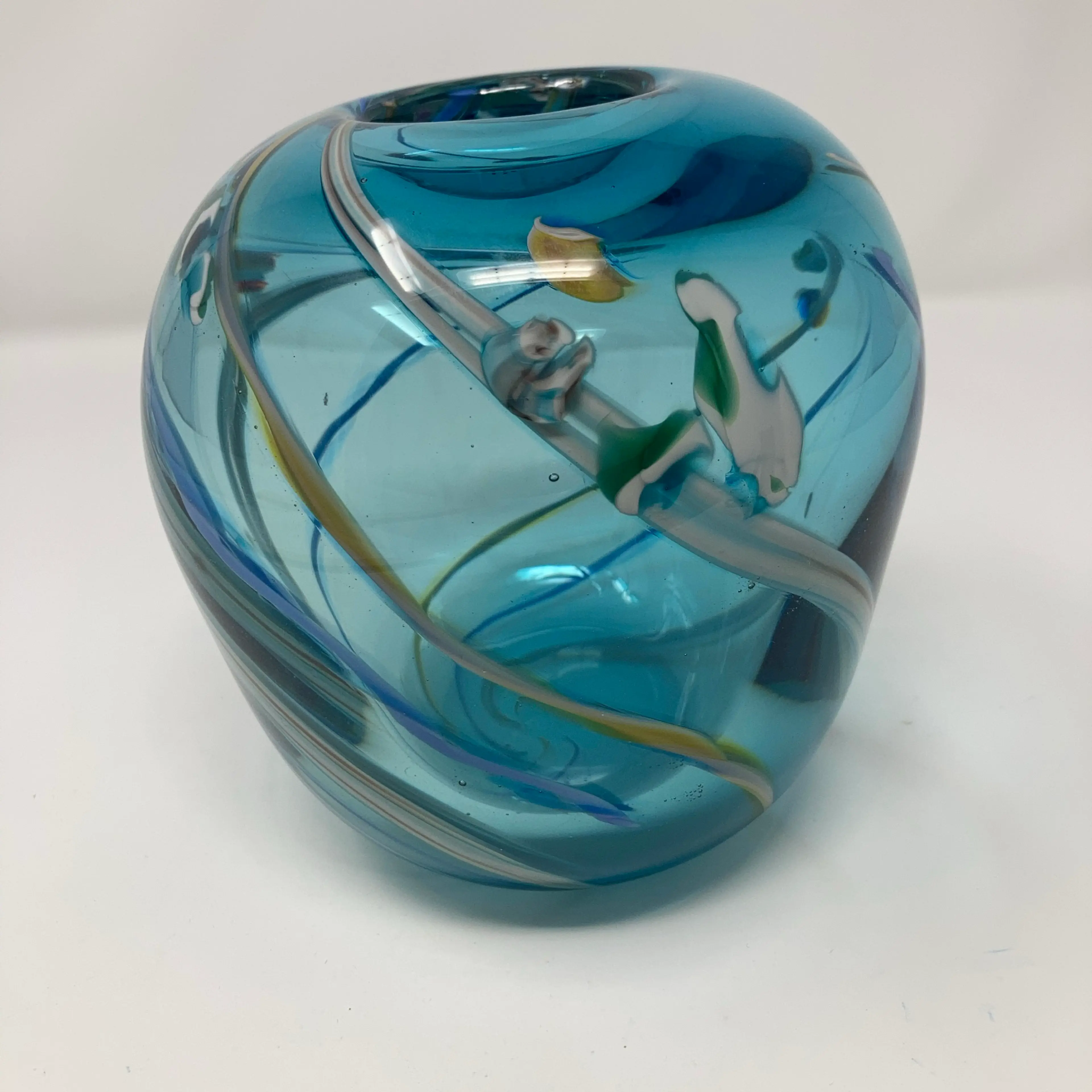 Image 2 of 10