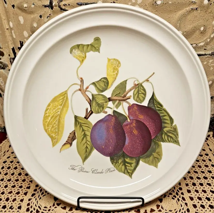 Portmeirion Pomona 10" The Reine Claude Plum Plate Made in England