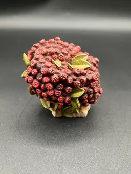 Harmony Kingdom “Cranberry” Trinket Box 2.5” 🐞