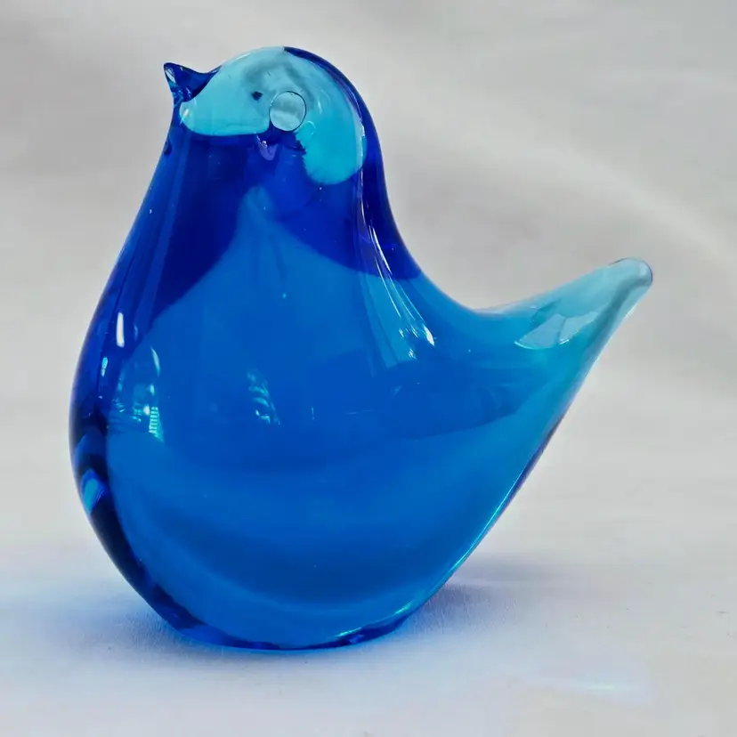 Art Glass Blue Bird Paperweight Figurine Stylized Polished Pontil Unbranded 2⅝" Tall with rough spot