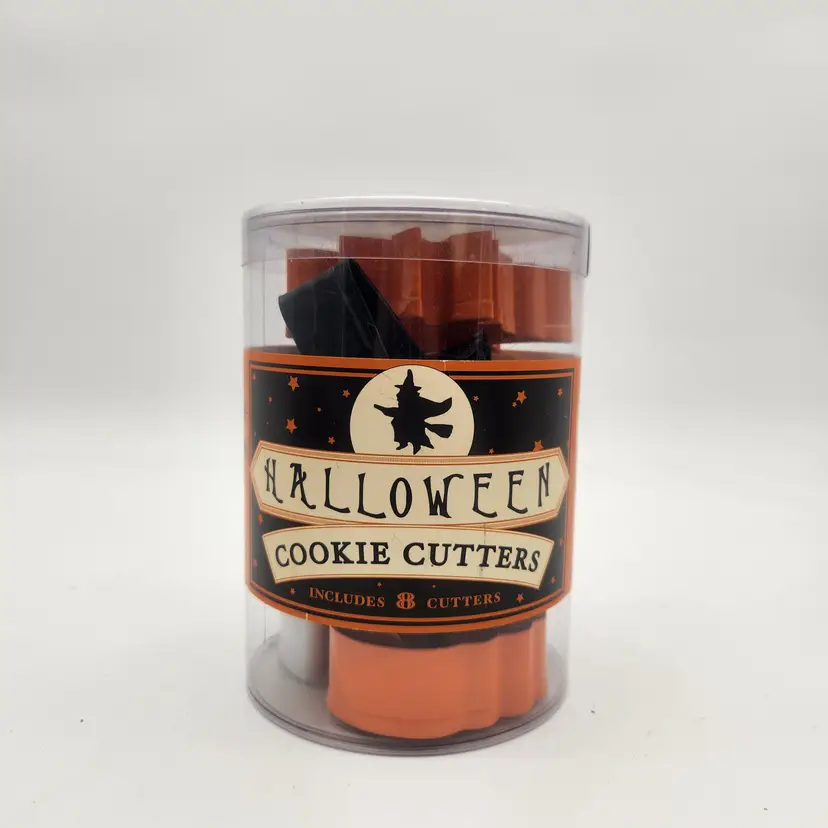 NWOT Williams Sonoma Vintage Halloween Cookie Cutters 8 Pieces Dishwasher Safe