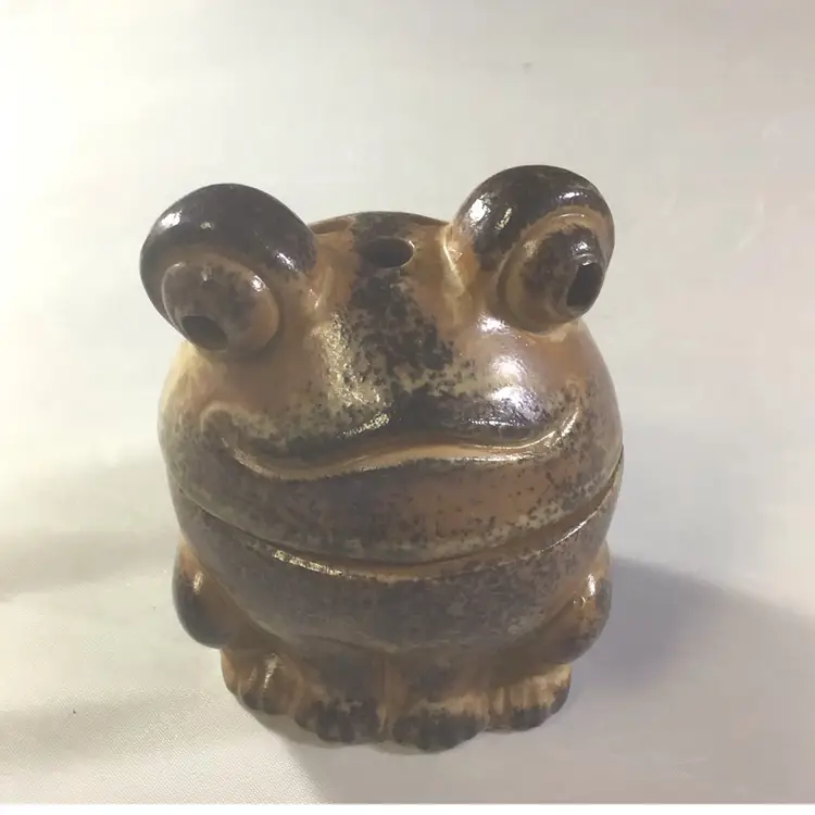 Vintage Frog Pottery Incense Burner