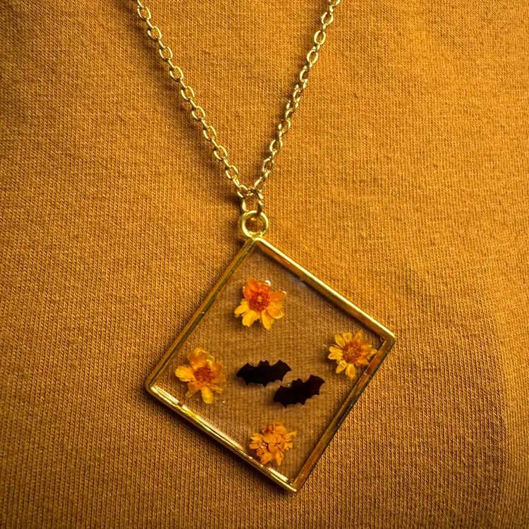 Flower Bat Necklace Gold Tone