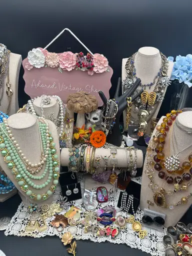 Jewelry Hangout With Adored