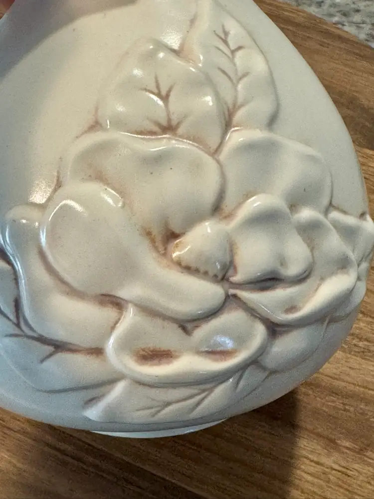 Vintage Red Wing Pottery “Magnolia” Vase