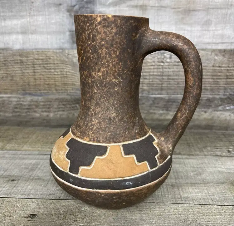 Vintage Mexican Pottery Jug Vase Aztec
Inca Decor