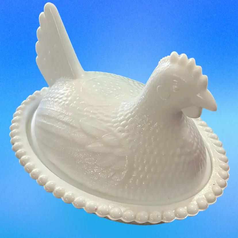 Vintage Indiana Milk glass Hen On Nest 7” No Issues