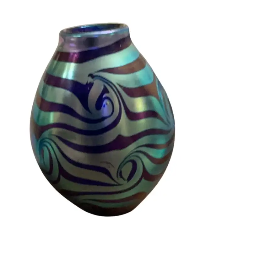 Heavy Robert Eickholt 2018 King Tut Iridescent Vase 8”x 6”