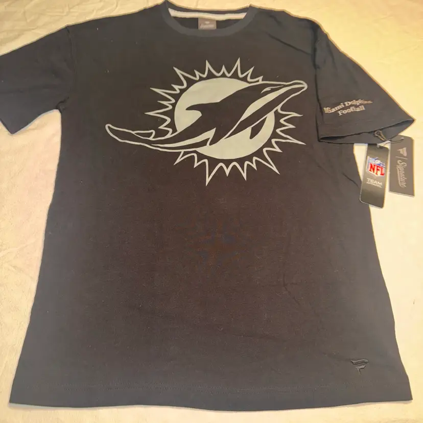 Unisex Small Miami Dolphins T-shirt