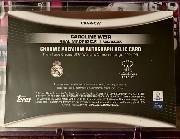 Caroline Weir 2024/25 Topps Chrome UWCL Chrome Premium Autograph Relic Black /10 Real Madrid Scotland Soccer Card