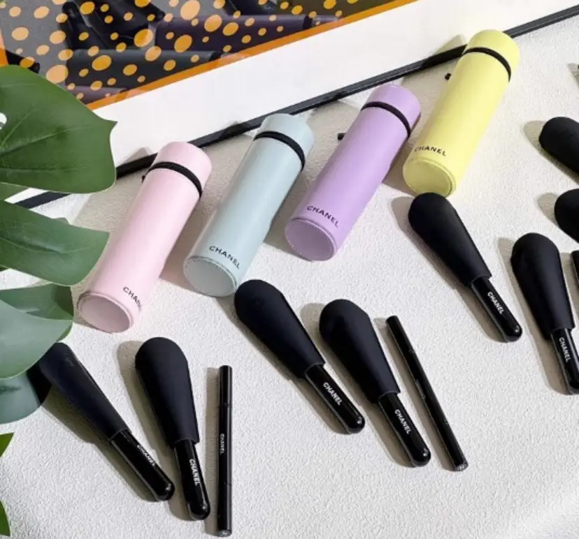 Chanel Tube Makeup Brush Set