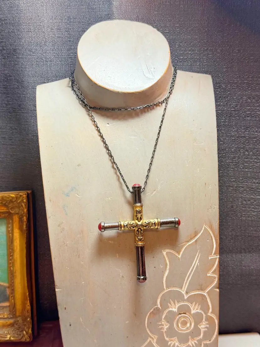 Vintage Anne Klein for Accessocraft Fleur De Lis 3D Black Gothic Cross necklace w/Carnelian Glass