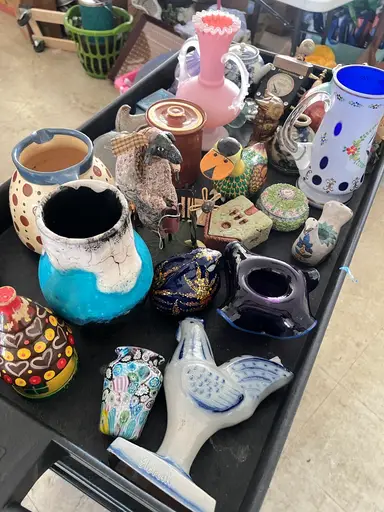 Glass, Pottery, & Treasures On Niknax