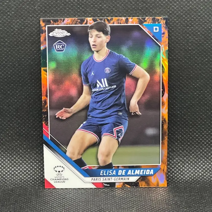 Elisa De Almeida 2021/22 Topps Chrome UEFA Women Inferno /75 Soccer Card