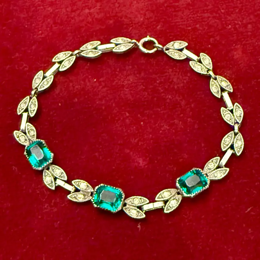 Antique Art Deco Wells Signed Sterling Silver Filigree Green Paste Stone Bracelet 7”, 8.8g,