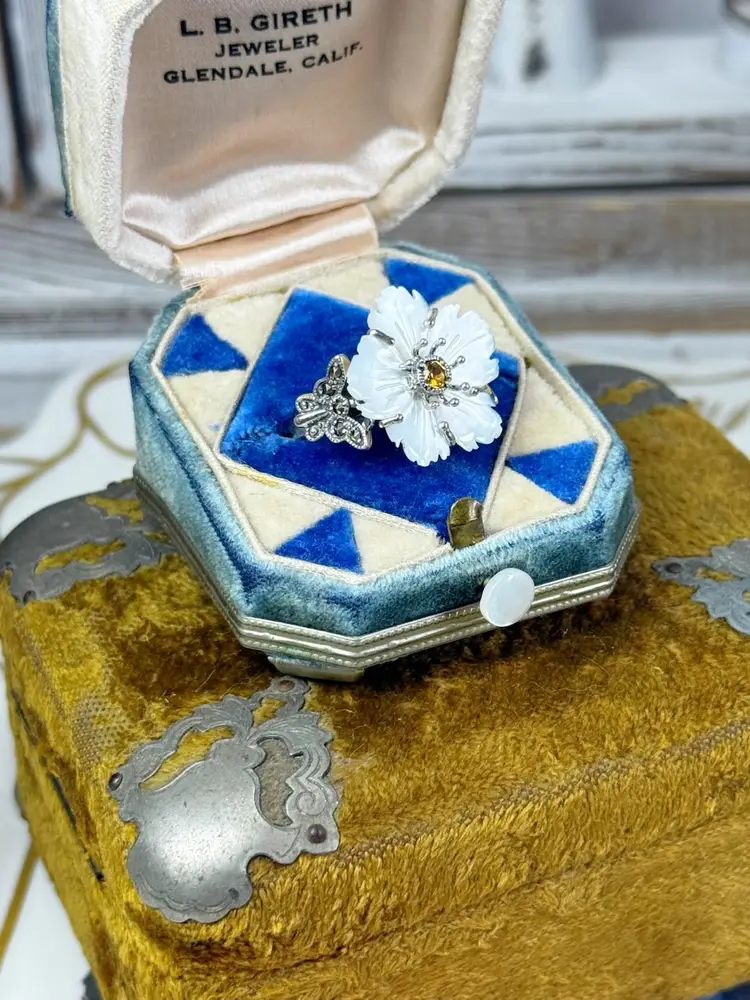 Sterling Silver Mop Flower & Marcasite Butterflies On The Sides Ring Size 7