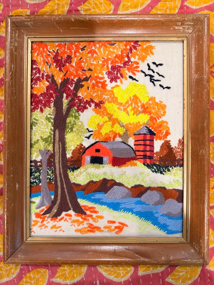 Fall Barn Scene Crewel 🍂