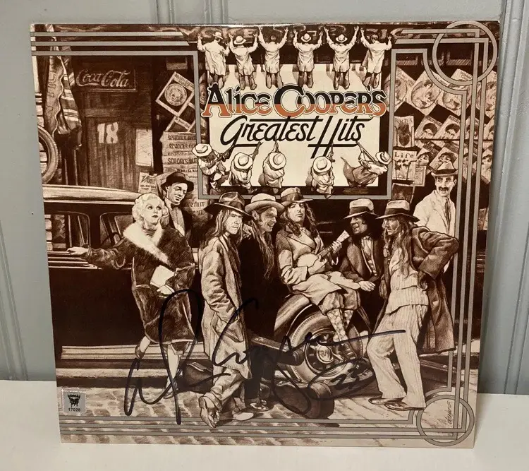 Alice Cooper signed auto Greatest Hits Vinyl LP