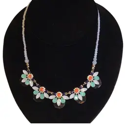 Plunder Floral Necklace