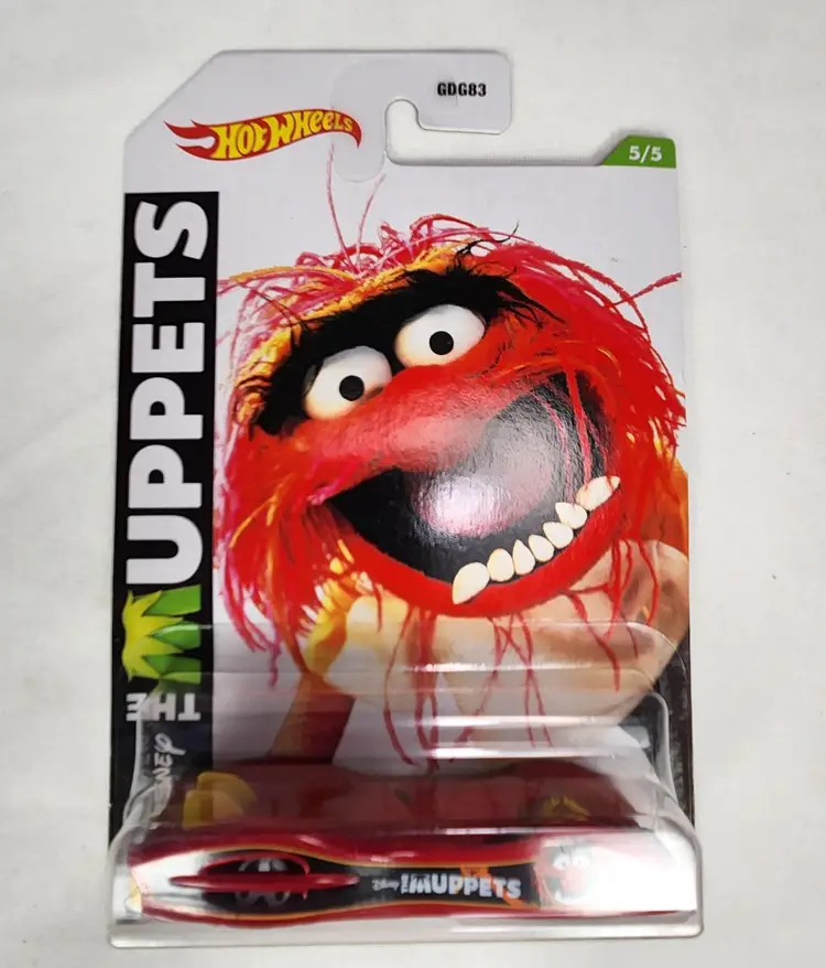 Hot Wheels Disney MUPPETS Complete Set of 5 - Nomad Volkswagen Beetle Ford - NEW