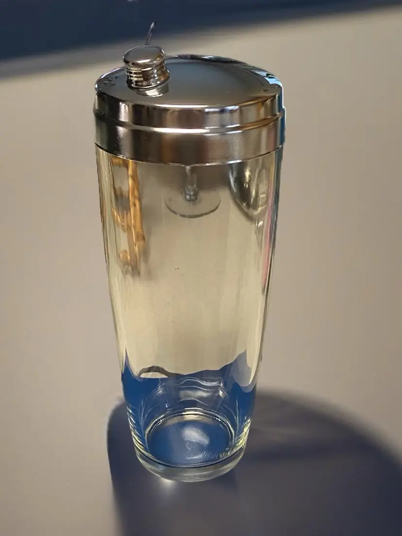 Clear Heavy Glass Bar Shaker With Metal Top