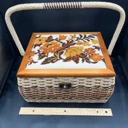 Sewing Basket Chenille Floral Design Made In Japan For JCPenney 1960’s Satin Lined Clean Vintage Condition (see Pictures)