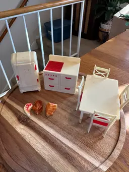 #03 Vintage A Renwal Product Dollhouse Furniture