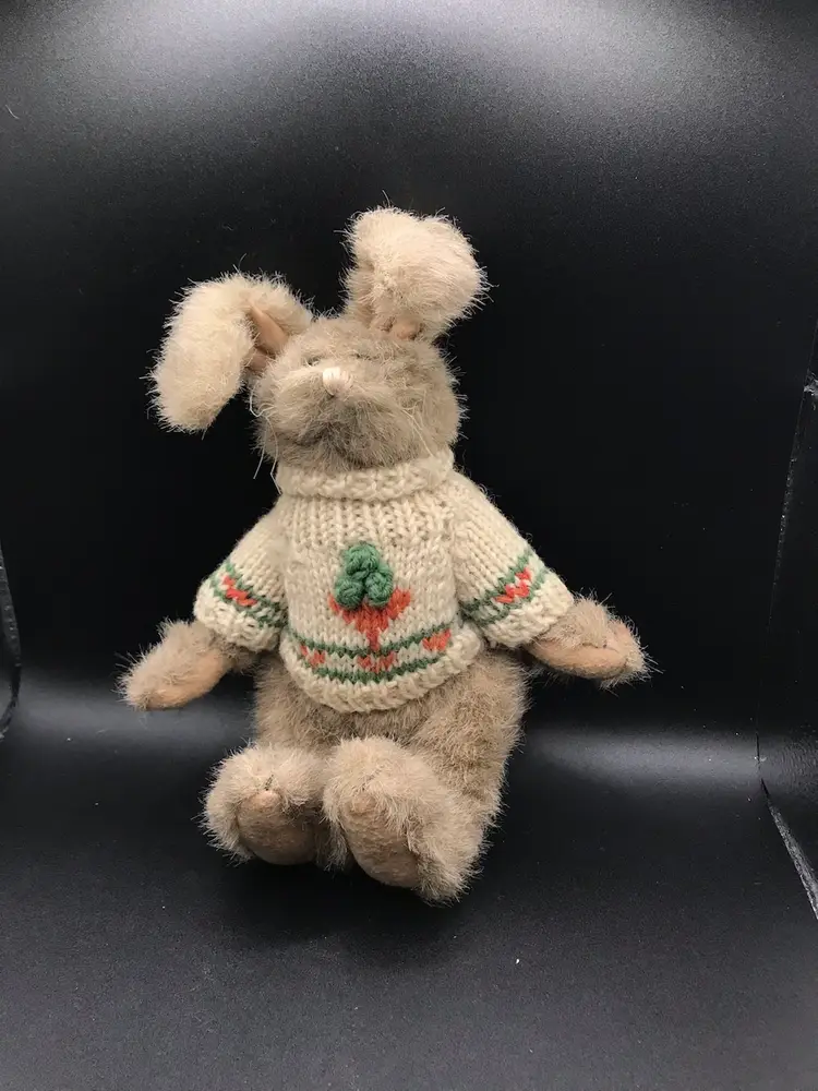 Boyd's Marlena Bunny Rabbit 8" Plush with Carrot Sweater #1364-1990