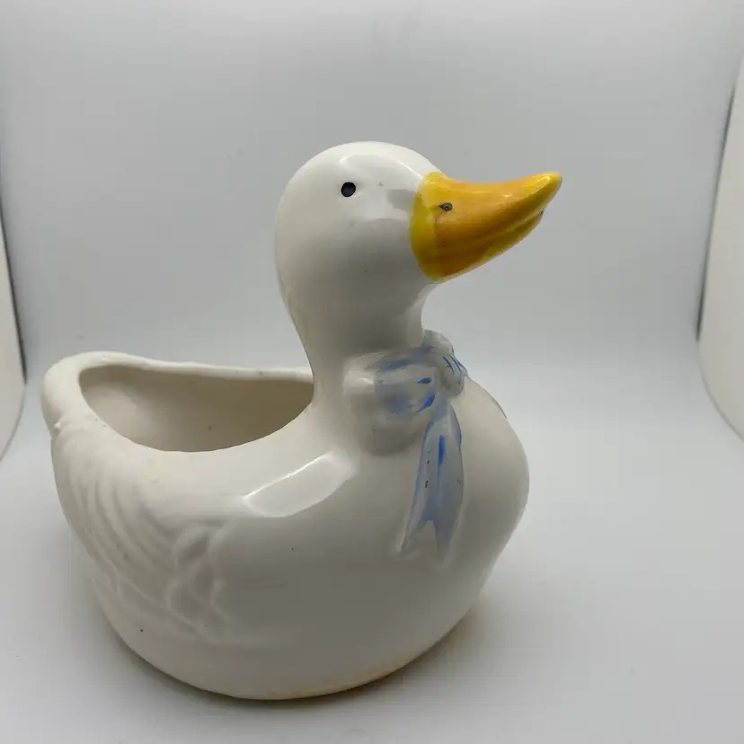 Vintage 1987 NCE White Duck W Blue Bow Ceramic Sponge Holder Flowers Planter