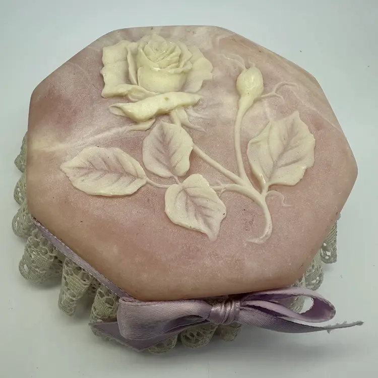 Vintage 1988 Incolay Pink Trinket Box Rose W/Lace In White Round
