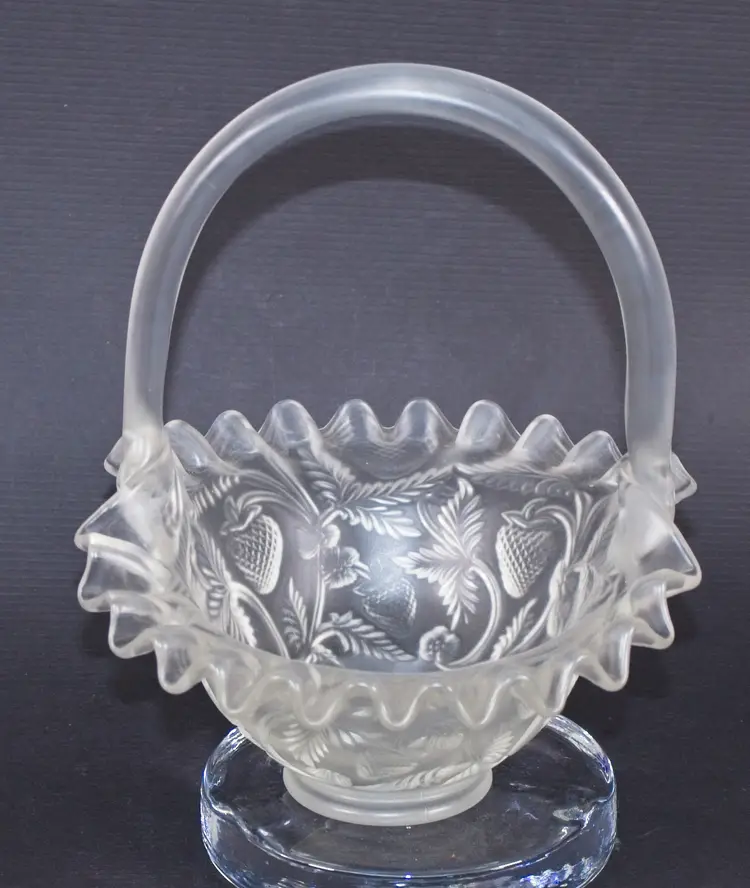 VTG Fenton Frosted Glass Strawberry Basket Crystal Mist Crimp Edge